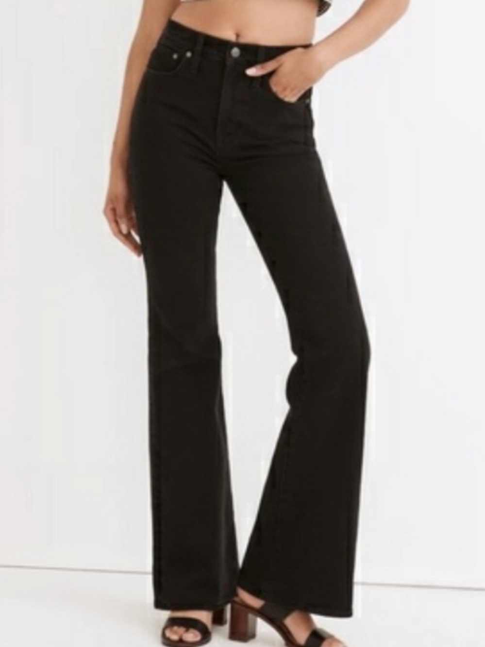 NWOT- MADEWELL THE PERFECT VINTAGE FLARE JEAN IN black denim